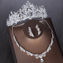 Charger l&#39;image dans la galerie, Fashion Heart Crystal Bridal Jewelry Sets Wedding Crown Earrings Choker Necklace Set bj19 - www.eufashionbags.com