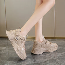 Laden Sie das Bild in den Galerie-Viewer, High Quality PU Platform Shoes Women Casual Shoes Breathable Chunky Sneakers