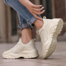 Cargar imagen en el visor de la galería, New Spring Chunky Sneakers Women Breathable Shoes Casual Running Sneakers