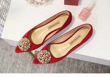 Cargar imagen en el visor de la galería, Red Pointed Toe Wedding Shoes Women Flock Leather Flat Heel Shoes q1