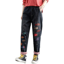 Load image into Gallery viewer, European Fashion Winter Streetwear Loose Casual Jeans Womens Vintage Printed Harem Pants Oversized Pantalons