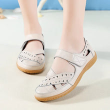Cargar imagen en el visor de la galería, Genuine Leather Hollow Sandals Flats Loafers Summer Beach Shoes