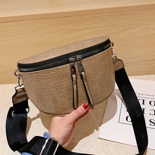 画像をギャラリービューアに読み込む, Fashion Crocodile Pattern Shoulder Bag Women PU leather Saddle Bag Luxury Crossbody Bag Designer Chest Handbag Pouch