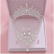 Charger l&#39;image dans la galerie, Luxury Crystal Wedding Jewelry Sets For Women Tiara/Crown Earrings Necklace Set dc02 - www.eufashionbags.com