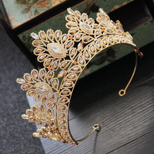 Laden Sie das Bild in den Galerie-Viewer, Baroque Vintage Gold Color Champagne Rhinestone Bridal Tiaras Crown Wedding Hair Accessories