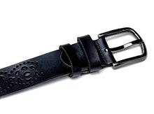 Cargar imagen en el visor de la galería, Luxury Women Cowskin Leather Belt With Hollow Flower Genuine Leather Jeans Belts