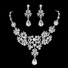 Carica l&#39;immagine nel visualizzatore di Gallery, Fashion Crystal Wedding Jewelry Sets Women Tiara Crowns Necklace Earrings Set bj30