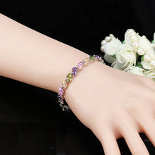 Laden Sie das Bild in den Galerie-Viewer, New Trendy Cubic Zirconia Jewelry Leaf Charm CZ Crystal Bracelets for Women b27