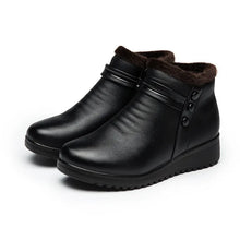Cargar imagen en el visor de la galería, Fashion Winter Boots Women Leather Ankle Warm Boots Plush Wedge Shoes q370