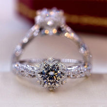 Charger l&#39;image dans la galerie, Snowflake Cubic Shape Wedding Rings Women High Quality Full Bling Iced Out Engagement Ring hr71 - www.eufashionbags.com