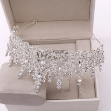 Carica l&#39;immagine nel visualizzatore di Gallery, Luxury Silver Color Crystal Water Drop Bridal Jewelry Sets Rhinestone Tiaras Crown Necklace Earrings Wedding Dubai Jewelry Set