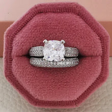 Laden Sie das Bild in den Galerie-Viewer, Luxury Cushion Wedding Ring Set for Women Valentine&#39;s Day gift n06