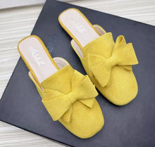 Charger l&#39;image dans la galerie, Women Spongy Sole Slippers Butterfly-Knot Flat Slides Square Toe Wide Fitting Flock Cloth Summer Sweet Shoes