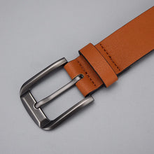 Carica l&#39;immagine nel visualizzatore di Gallery, Fashion Men PU Leather Designer Belts Luxury Pin Buckle Waist Strap Brown Belt