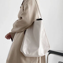 Cargar imagen en el visor de la galería, Luxury Patent Leather Tote Bag Female Large Shoulder Bag Advanced Top-handle Bag Shopping Bag