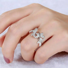 Laden Sie das Bild in den Galerie-Viewer, Chic Dragonfly Rings Women Silver Color Exquisite Female Finger Ring for Wedding Party Birthday Gift Statement Jewelry