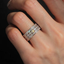 Laden Sie das Bild in den Galerie-Viewer, Fashion Wedding Rings for Women Modern Sparkling Cubic Zircon Crystal Rings Silver Color Jewelry