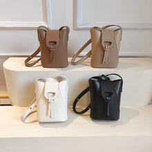 画像をギャラリービューアに読み込む, Retro Leather Crossbody Bags for Women Luxury Designer Fashion Purse a121