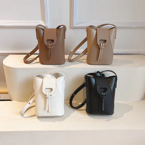 Retro Leather Crossbody Bags for Women Luxury Designer Fashion Purse a121