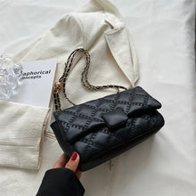 Laden Sie das Bild in den Galerie-Viewer, New Rhombic Lattice Chain Fashion Versatile Small Messenger Bag Small Crossbody Bags for Women