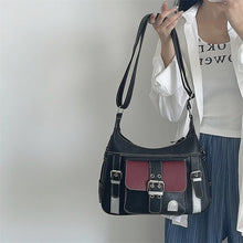 Load image into Gallery viewer, Vintage PU Leather Shoulder Crossbody Bag Women&#39;s Large Messenger Bag w17