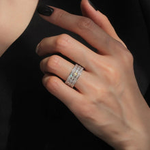 Cargar imagen en el visor de la galería, Fashion Wedding Rings for Women Modern Sparkling Cubic Zircon Crystal Rings Silver Color Jewelry