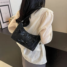 Charger l&#39;image dans la galerie, Bow Design Cute Small Crossbody Bags with Short Handle for Women 2024 Designer Handbags PU Leather Shoulder Bag