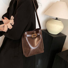 Cargar imagen en el visor de la galería, Belt Design Pu Leather Shoulder Bags for Women Winter Fashion Small Handbags x209