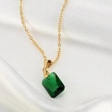 Cargar imagen en el visor de la galería, Square Green Cubic Zirconia Pendant Necklace for Women t25 - www.eufashionbags.com
