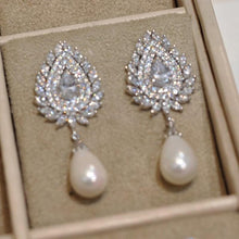 Charger l&#39;image dans la galerie, Fashion Women Imitation Pearl Earrings Full Paved Bling White CZ Wedding Jewelry he28 - www.eufashionbags.com