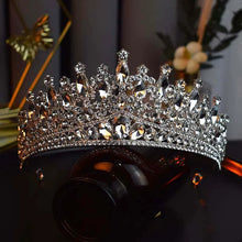 Laden Sie das Bild in den Galerie-Viewer, Silver Color Crystal Crown Royal Queen Tiara Rhinestone Pageant Prom Wedding Hair Accessories e59