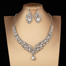 Carica l&#39;immagine nel visualizzatore di Gallery, Luxury Crystal Choker Necklace Earrings Set Rhinestone Bridal Jewelry Sets bj30 - www.eufashionbags.com