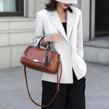 画像をギャラリービューアに読み込む, Large Tassel Decor Handbag Fashion Women&#39;s Shoulder Bag Zipper Crossbody Bag With Strap a01