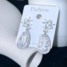 Load image into Gallery viewer, Leaf Shape Cubic Zircon Long Water Drop Earrings for Women Wedding Party Jewelry Accessory b100
