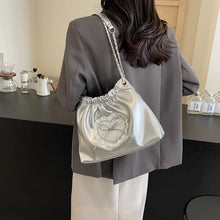 Laden Sie das Bild in den Galerie-Viewer, Green Bow Design PU Leather Shoulder Bag for Women 2024 Y2K Fashion Chain Bag