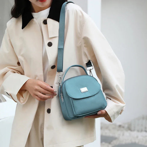 Fashion Designer Shoulder Bag Women Multi Pocket Oblique Straddle Bag New Nylon Waterproof Small Bag