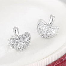 Load image into Gallery viewer, White Gold Heart Stud Earrings Fashion Copper Zirconia Earings