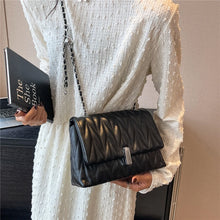 画像をギャラリービューアに読み込む, Quilted Chain Strap Shoulder Bags For Women 2023 Trendy PU Leather Crossbody Bag