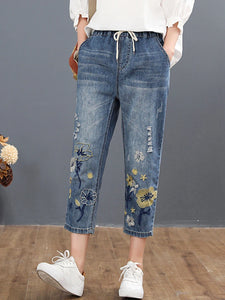 Chinese Autumn Fashion Style Vintage Embroidery Jeans Women Casual Floral Denim Trousers Ripped Harem Pants