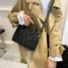 Carica l&#39;immagine nel visualizzatore di Gallery, Floral Graphic Satchel Bag For Women Fashion Mini Square Bag Fashion Handbag Designer Shoulder Crossbody Bags
