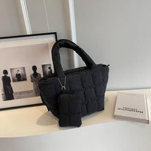 Laden Sie das Bild in den Galerie-Viewer, Fashion Padded Shoulder Bag for Women Trendy Winter Handbags Tote Purse l27 - www.eufashionbags.com