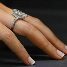 Cargar imagen en el visor de la galería, Pear Cubic Zirconia Women Rings Wedding Accessories Silver Color Trendy Engagement Band Jewelry
