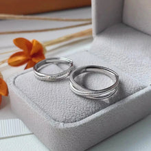 Cargar imagen en el visor de la galería, New Fashion Couple Rings for Men Women Silver Color Cross Rings with Cubic Zirconia Sparkling Lover Rings