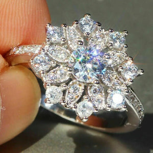 Romantic Snowflake Finger Ring for Women Full Paved Dazzling CZ Crystal Rings x01