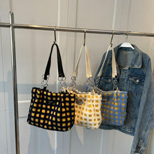 Charger l&#39;image dans la galerie, Fashion Soft Plush Shoulder Bag for Women Trendy Tote Bag Purse l30 - www.eufashionbags.com