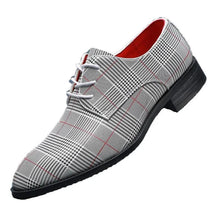 Carica l&#39;immagine nel visualizzatore di Gallery, Fashion Men Business Shoes Pointed Toe Lace-Up Formal Wedding Shoes Plus Size 38-48 - www.eufashionbags.com