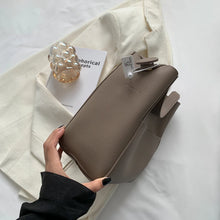 Cargar imagen en el visor de la galería, 2023 Fashionable Message Women Shoulder Bags PU Leather Soft Surface Casual Bucket High Capacity Simple Multi-function Leisure