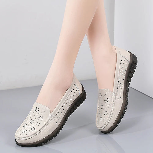 Summer Lady Loafers Breathable Mother Shoes Women Loafers Leather Hollow Sneakers Luxury Maksin
