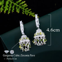 Laden Sie das Bild in den Galerie-Viewer, Olive Green Cubic Zircon Dangling Huggie Drop Fringed Chandelier Long Earrings for Women b07