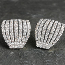 Load image into Gallery viewer, Trendy Claw Shaped Stud Earrings for Women Sparkling Cubic Zirconia Piercing Accessories